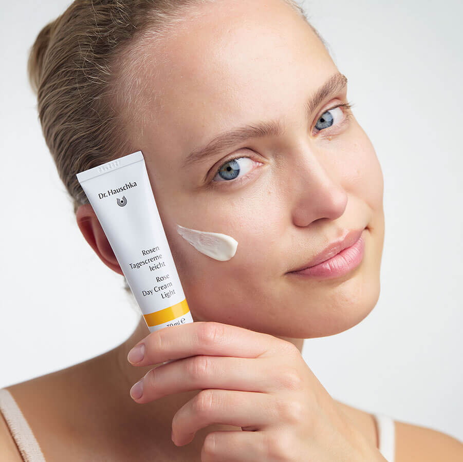 Rose Day Cream Light - Image 2