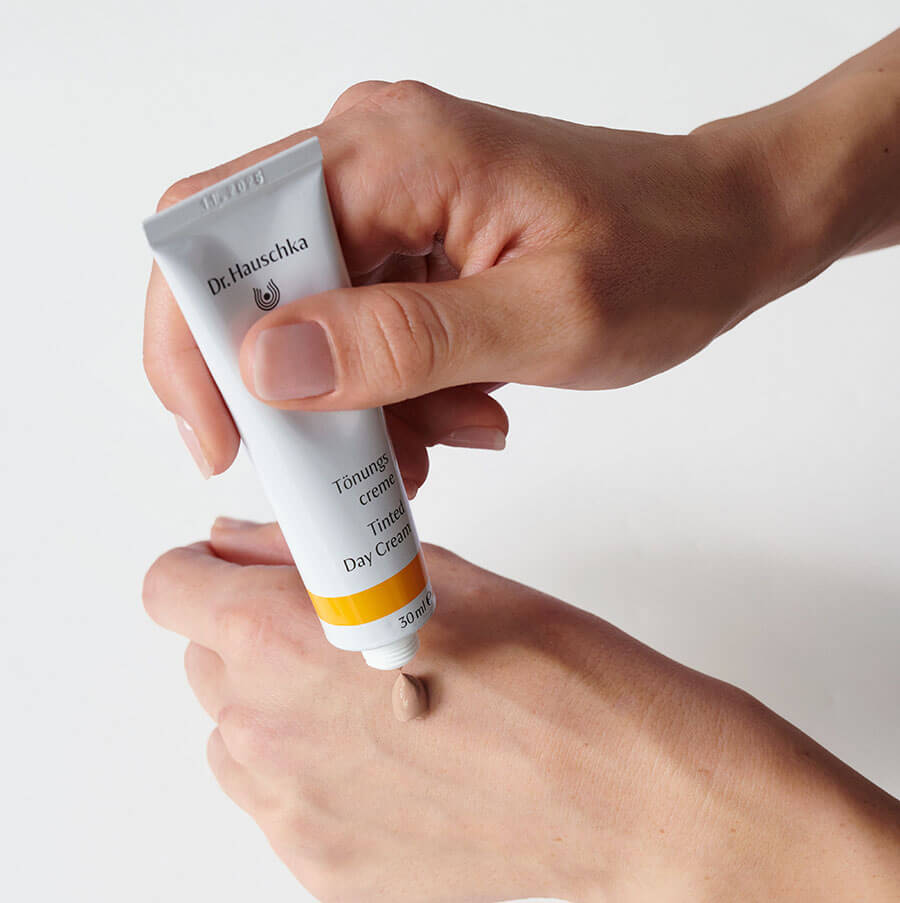 Tinted Day Cream - Image 2